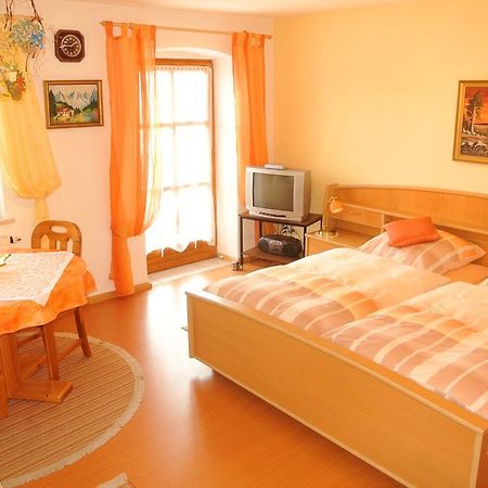 Haus Am Waldrand - Ferienwohnung Augustin Grafenau  Exteriér fotografie