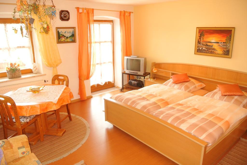 Haus Am Waldrand - Ferienwohnung Augustin Grafenau  Exteriér fotografie